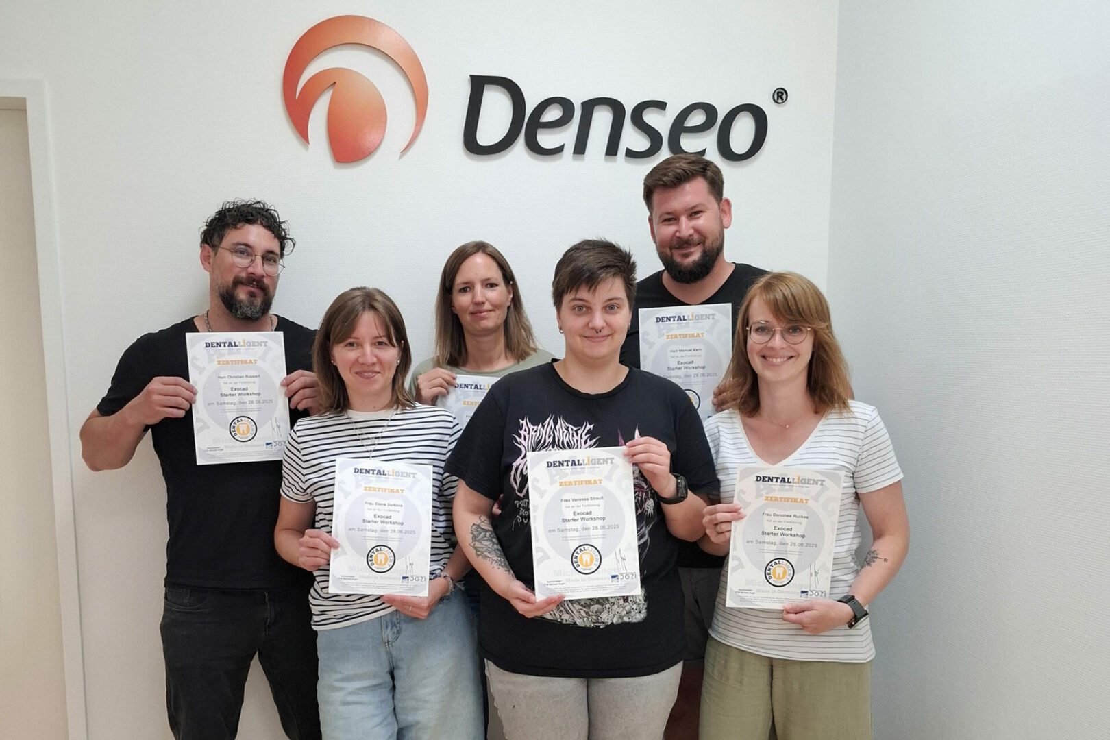 Dental-Labor Ott GmbH - News – Digital voll aufgestellt – Exocad Konstruktionskurs für unser Team